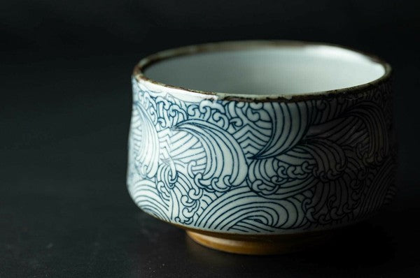 Aranami Waves Pattern Matcha Bowl in Wooden Gift Box
