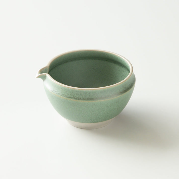 おりがみ茶 松風グリーン 美濃焼 磁器 抹茶茶碗 注ぎ口付き 抹茶碗 松風グリーン
