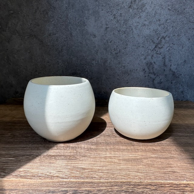 SHIKIKA - Korokoro Round Yunomi Cup - White