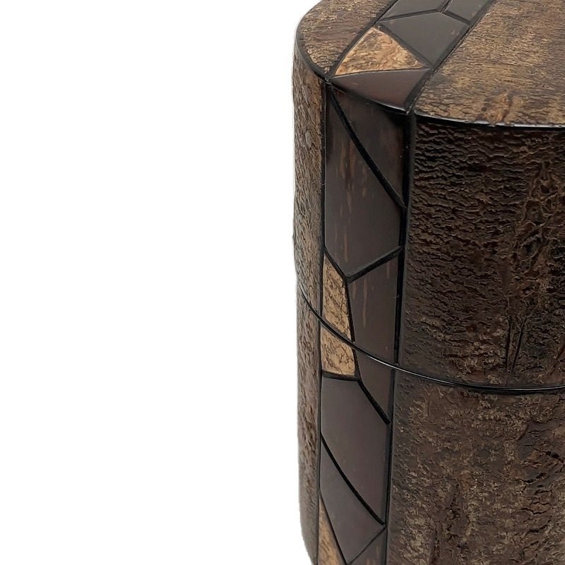 Fujiki Denshiro: Frosted Oyamazakura Bark Chazutsu (Vertical Stripe) by Arakawa Keitaro 総皮茶筒 大山桜 霜降皮 縦(荒川慶太郎 作) - yumenet.live