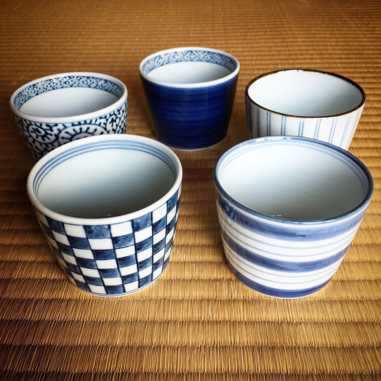 Saikai Ceramics: 5-piece Aritayaki Soba Cup Set, Indigo Design Series - yumenet.live