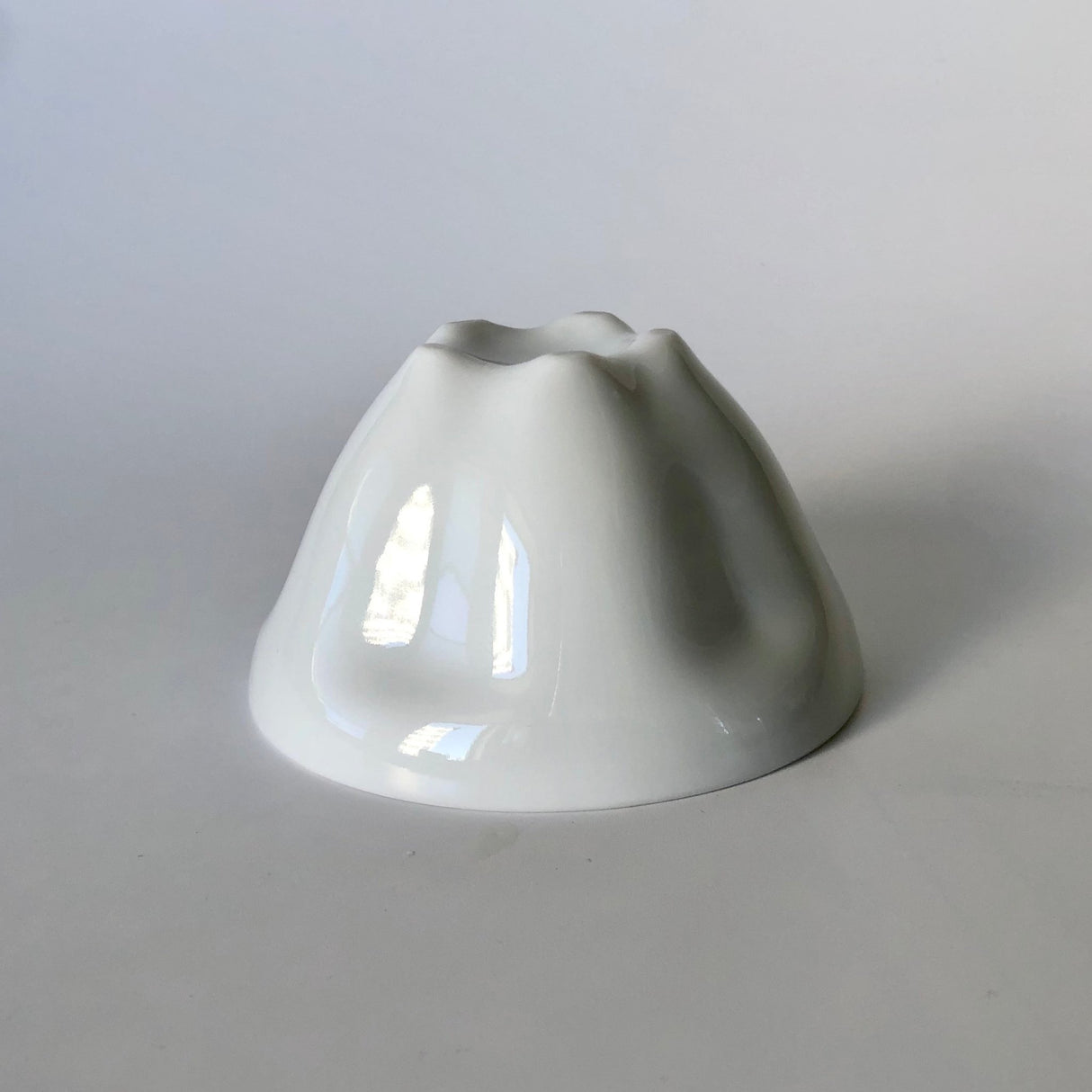 Sakura Shaped Porcelain Tea Cup - yumenet.live