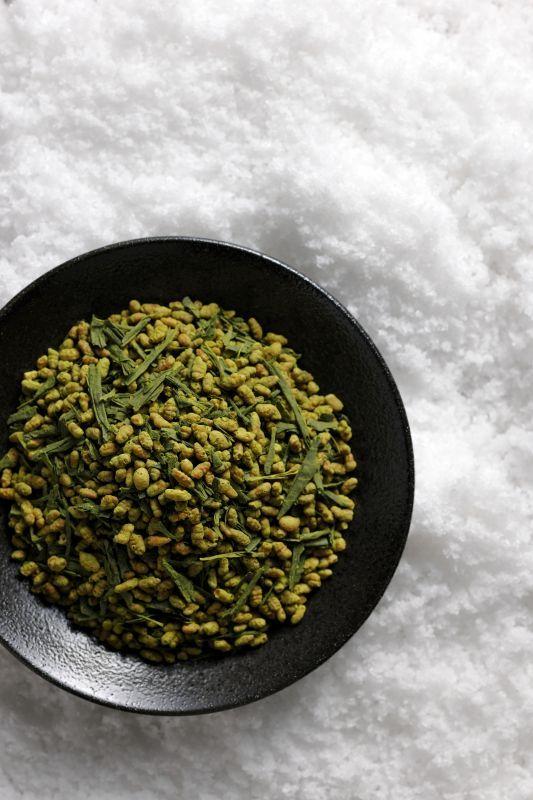 Seikoen Tea Factory: Snow-Aged Yukimuro Genmaicha with Matcha 雪室こめ茶 - yumenet.live