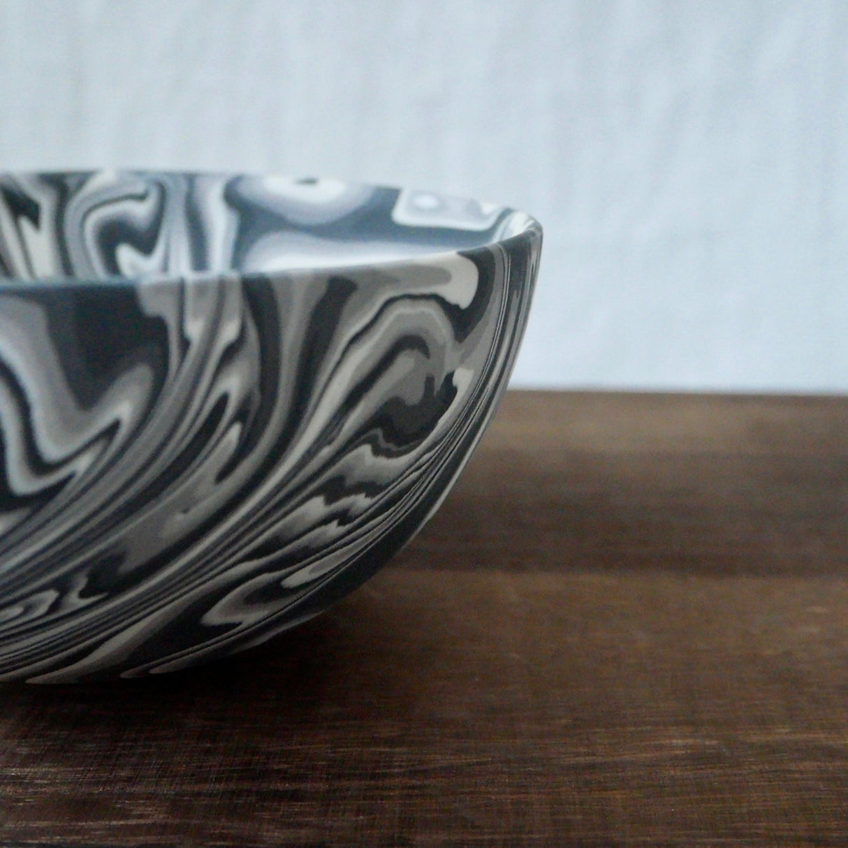 Shinro Yamamoto: Marble Porcelain Matcha Bowl 650 - yumenet.live