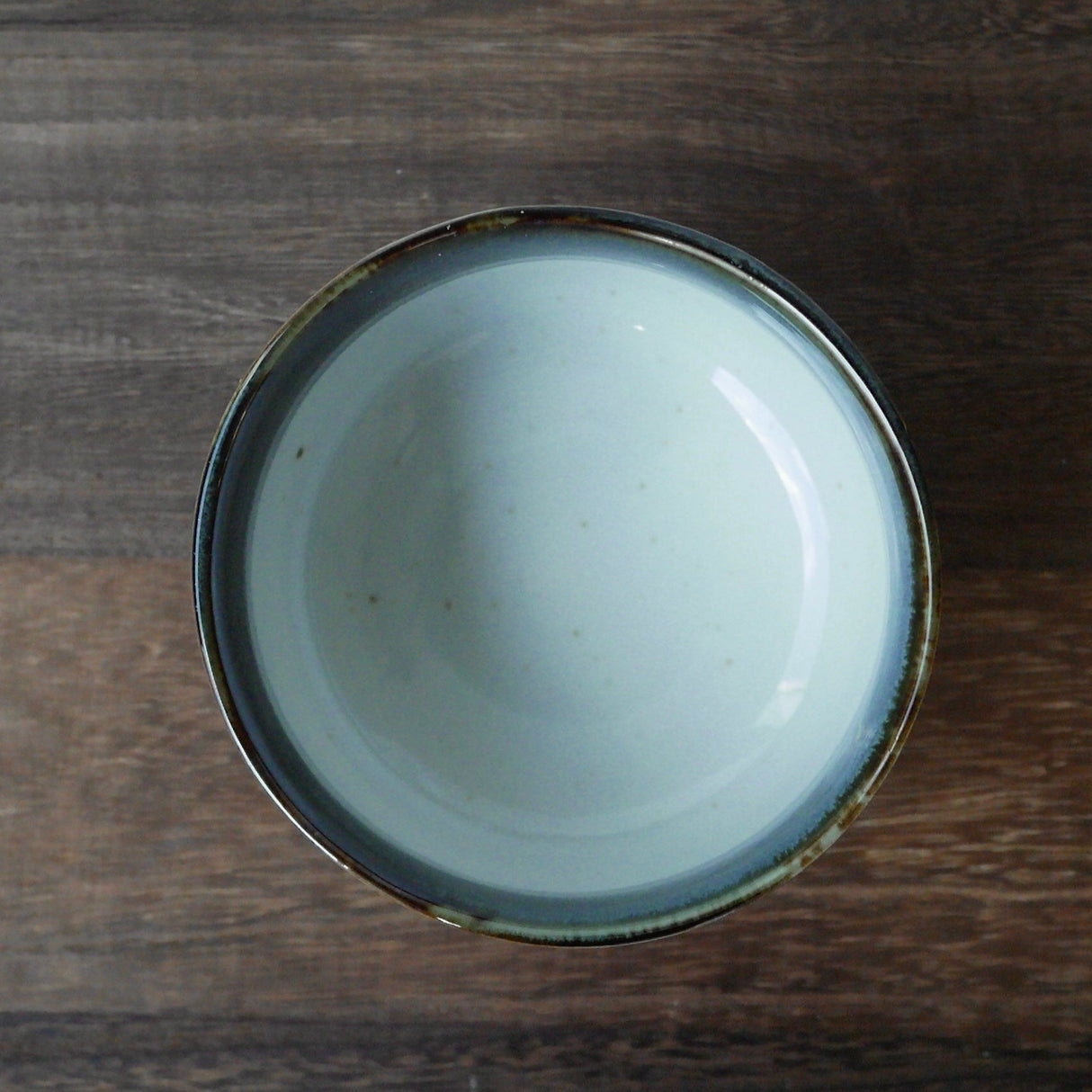 Yamaki Ikai M2034: Toho Blue Yohen Matcha Tea Bowl 唐峰紺窯変抹茶碗 - yumenet.live