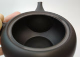 鷹介窯 (Y115) 高資陶苑：常滑急須 黒 菊丸陶メッシュざる 250ml