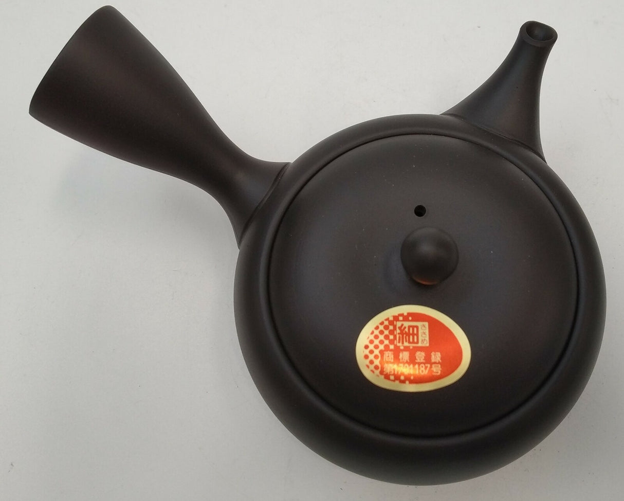 鷹介窯 (Y115) 高資陶苑：常滑急須 黒 菊丸陶メッシュざる 250ml