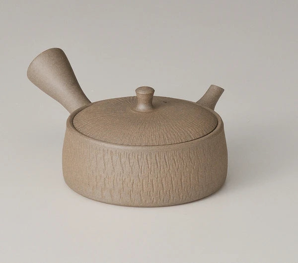 Gyokkou Kiln: Yakijime Tokoname Textured Kyusu Tea Pot (160 ml) 玉光焼締平型急須