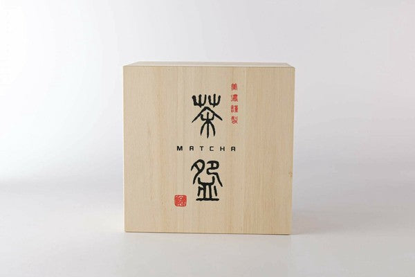Carp in Waves Pattern Matcha Bowl in Wooden Gift Box