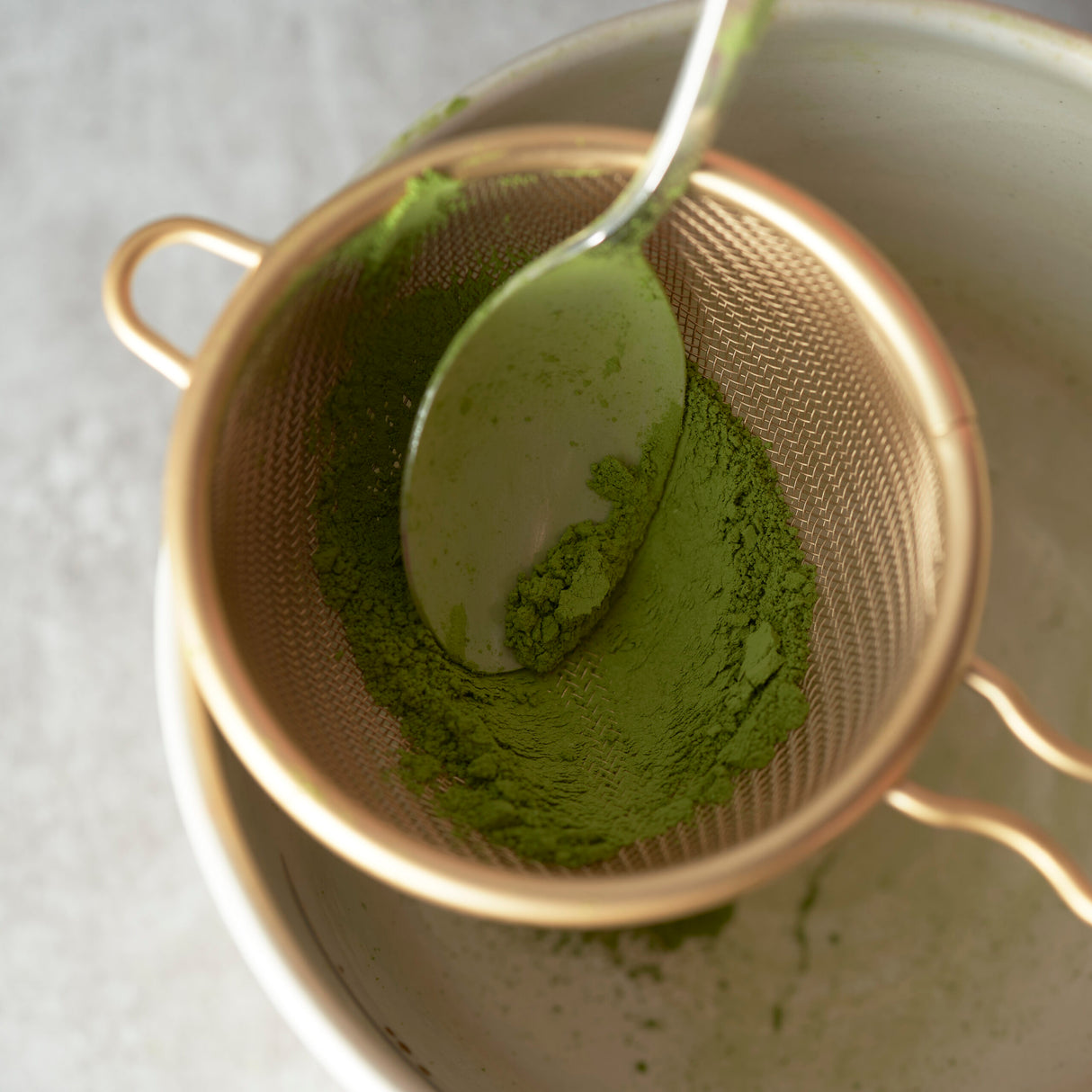 スリースノー：抹茶茶こし（ゴールド） 