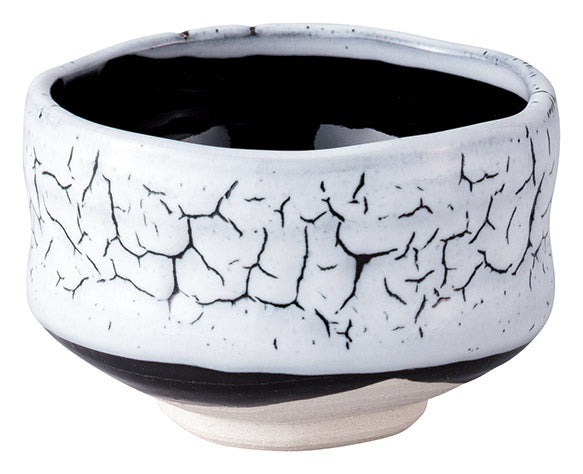 NOT AVAILABLE. Seiangama: White & Black Cracked Glaze Matcha Bowl  白黒荒貫入抹茶椀