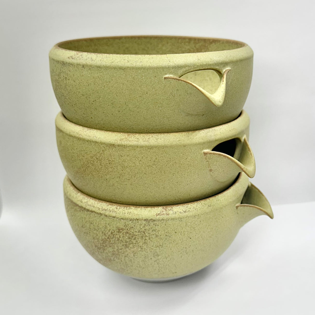 ORIGAMI「Kai - 片口」和良ブラウン - 美濃焼 磁器製片口抹茶碗
