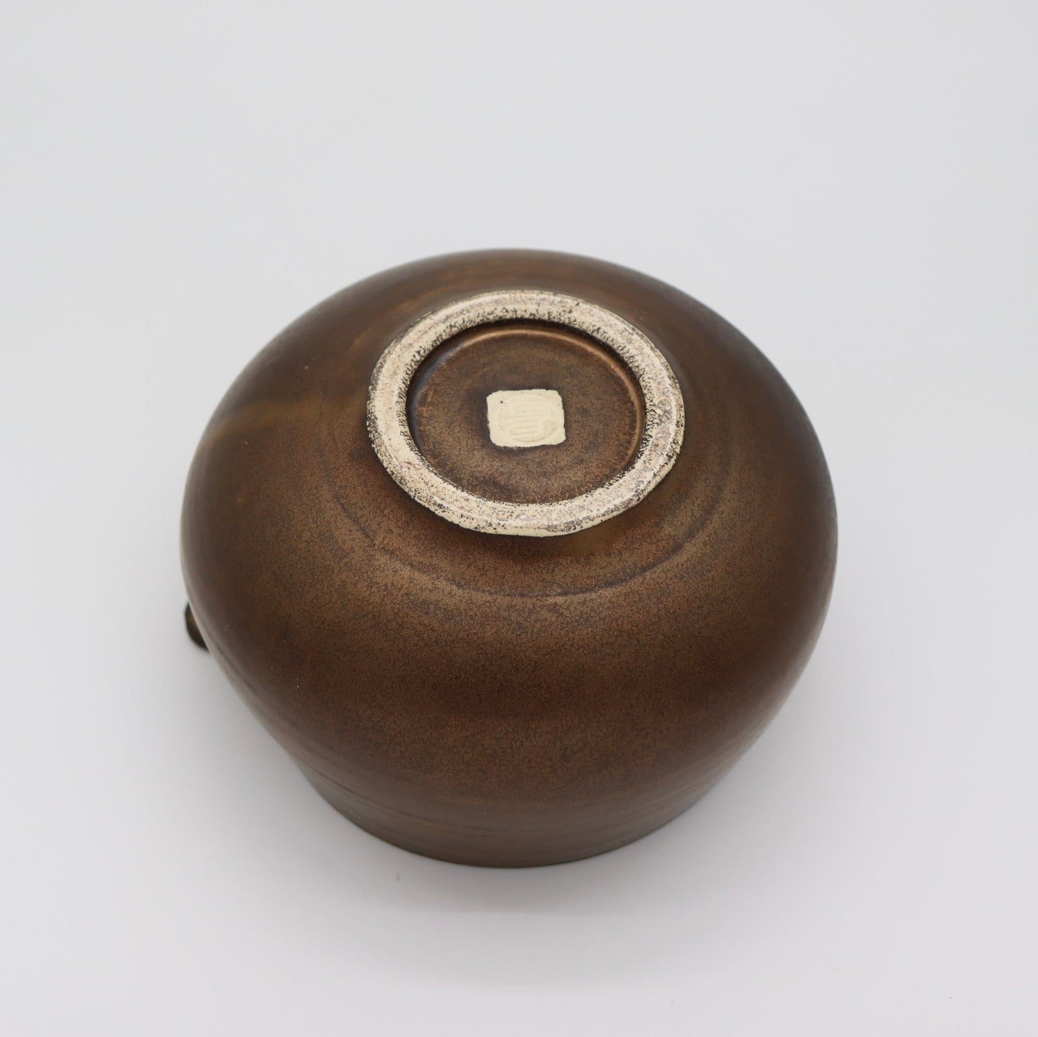 Emui × YUNOMI / YOIN (余韻) Matcha Pouring Bowl (Handmade Ceramic / 桐箱入りユノミオリジナル) yumenet.live