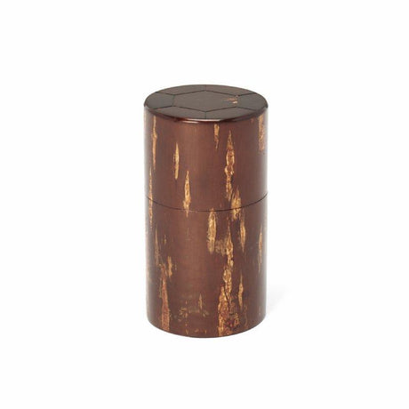 Fujiki Denshiro: Sakura Bark Tea Canister Turtle Shell Engraving by Arakawa Keitaro 総皮茶筒 天亀甲（荒川慶太郎　作） - yumenet.live