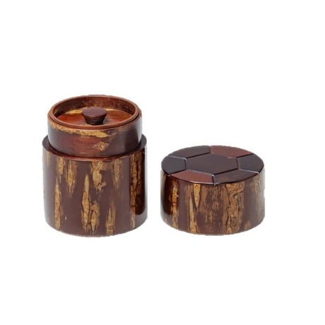 Fujiki Denshiro: Sakura Bark Tea Canister Turtle Shell Engraving by Arakawa Keitaro 総皮茶筒 天亀甲（荒川慶太郎　作） - yumenet.live