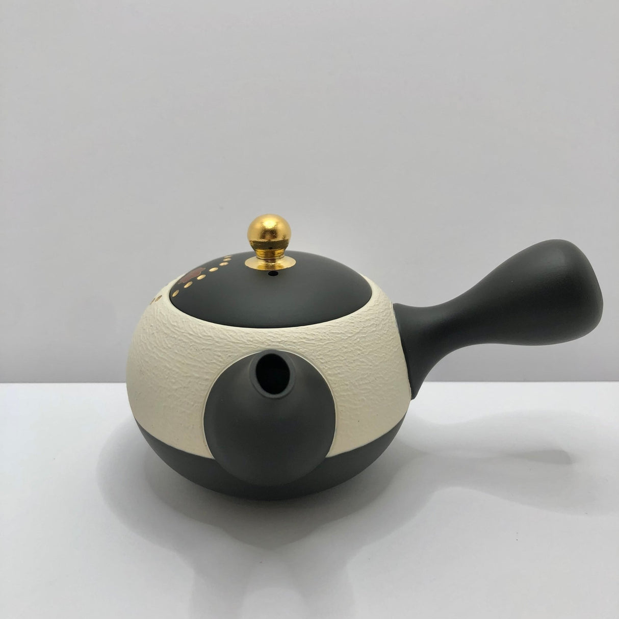 Isobe Ceramics mi122: Tokoname Kyusu Golden Autumn Leaves by Shouhou 200 ml 金彩紅葉桜 - yumenet.live