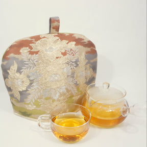 Kimono Sash Tea Cozy #3: Peony (gold lining) by mami.mano - yumenet.live
