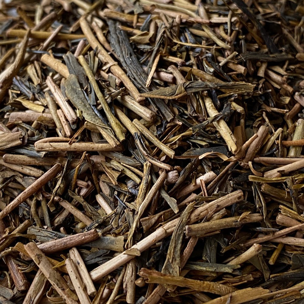 Kiyosawa Tea Gardens: Shizuoka Spring Kukihojicha Roasted Green Tea Leaf Stems by Farmer Kajiyama Yukako - yumenet.live
