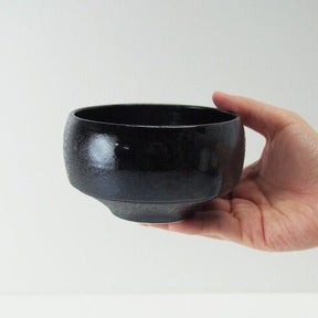 Saikai Ceramics: Hakuwan - Wabikuro, Black Porcelain Matcha Bowl with Gift Box - yumenet.live