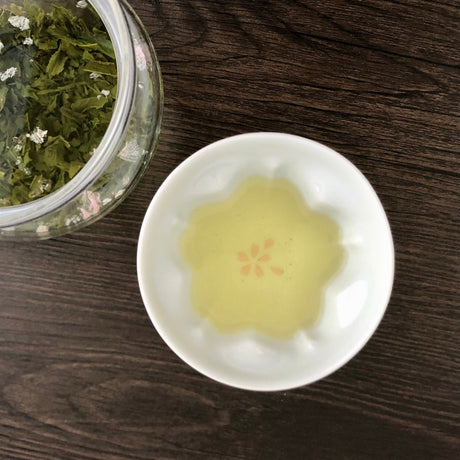Sakura Shaped Porcelain Tea Cup - yumenet.live