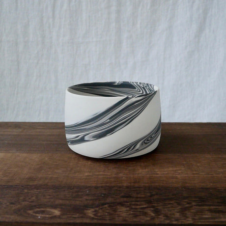 Shinro Yamamoto: Marble Porcelain Matcha Bowl 800 - yumenet.live