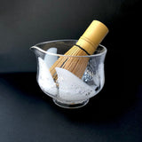 Suikaen: Katakuchi Chawan Glass Matcha Bowl with Spout (Tomoe, 巴) - yumenet.live