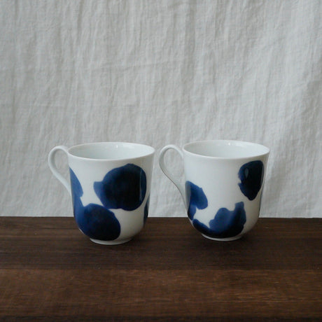 Yamani - Miyama Tableware: Blue Ink White Paired Mugs - yumenet.live