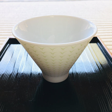 Yamani - Miyama Tableware: Chahaku Morning Glory Tea Cup - Gyokuro Green - yumenet.live