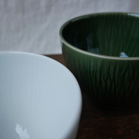 Yamani - Miyama Tableware: "Crease" Matcha Bowl Snow White - yumenet.live